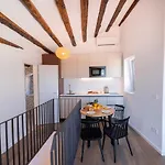 The Sea View Old Town Rovinj Apartment By Irundo